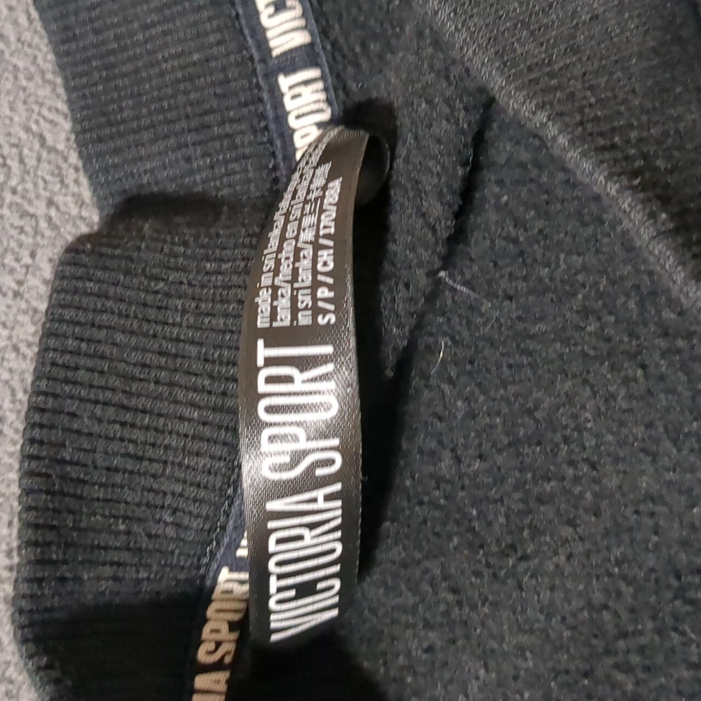Victoria secret sport Black Cropped Sweatshirt Size S - Picture 8 of 8